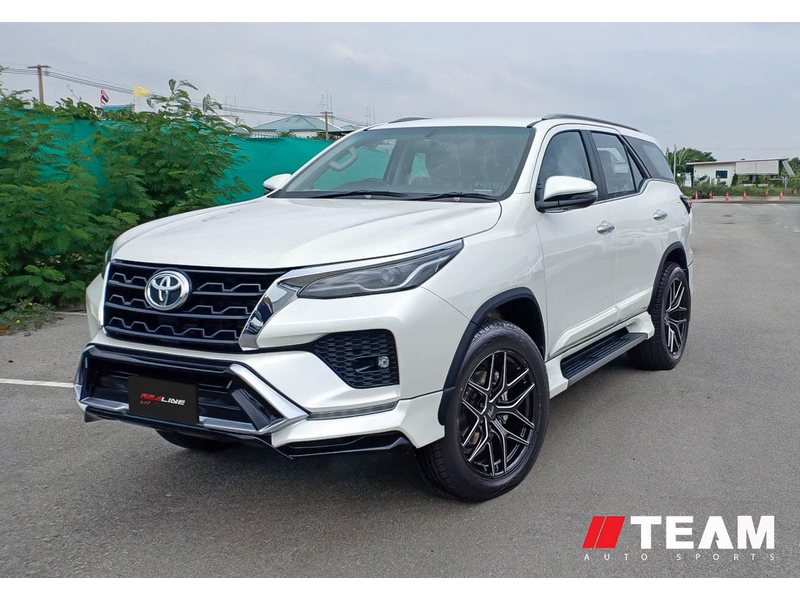 TOYOTA FORTUNER  2020 V.1